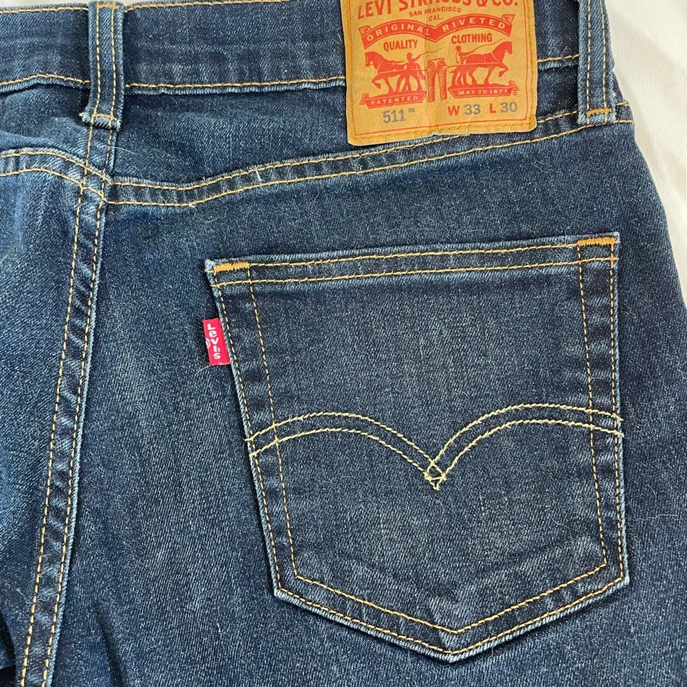 Levi's 551 Straight Leg Dark Blue Denim Jeans 33 x 30 Nearly New